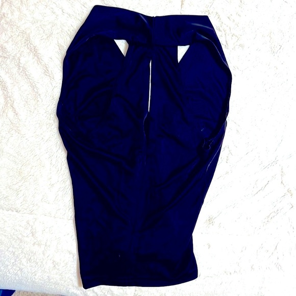 Vintage XOXO halter top, black,size M - Picture 2 of 3